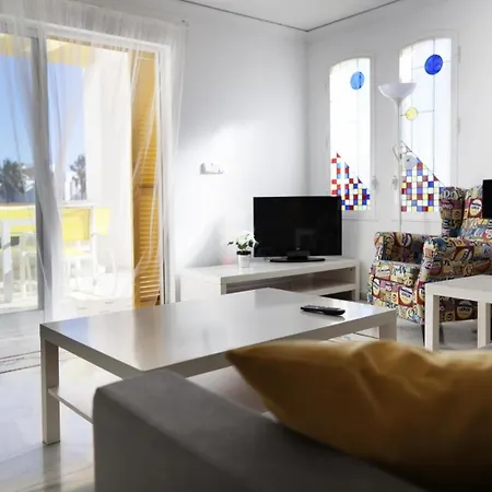 110 Alberca 7-6 * Denia